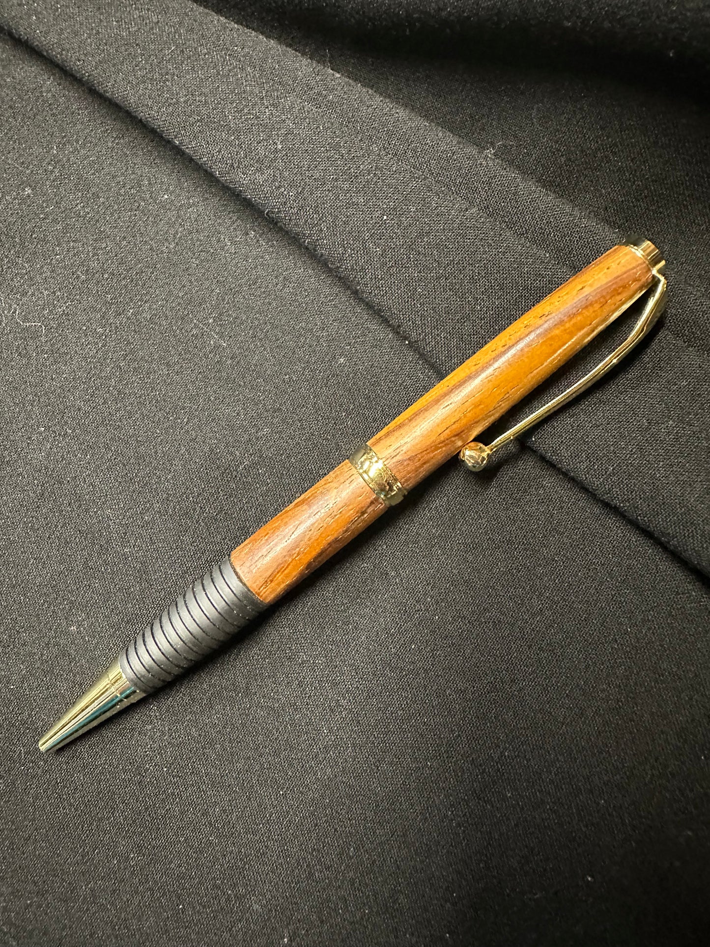 Comfort Grip Twist Pen, cocobolo wood, gold
