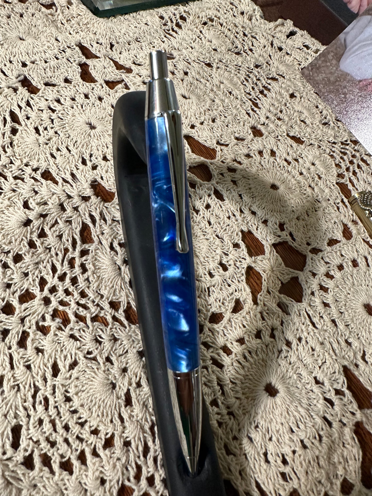 Devin Click Pen, blue swirl, chrome